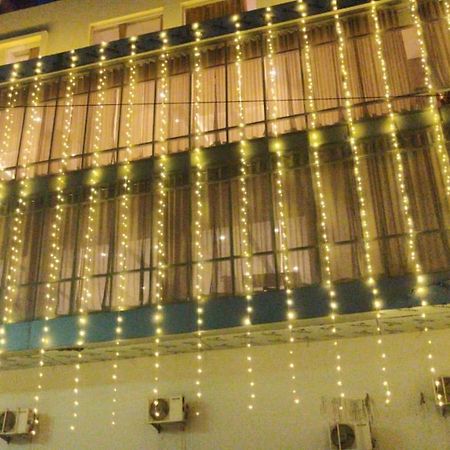 Hotel Poseidon Inn Lucknow Dış mekan fotoğraf